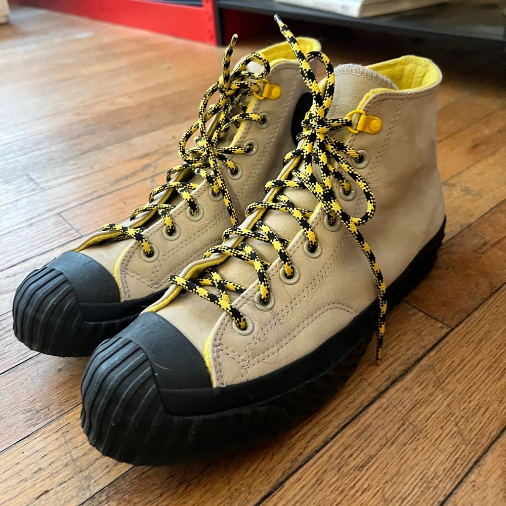 *RARE* *DESIGNER* leather converse Chuck Taylors with exaggerated rubber sole